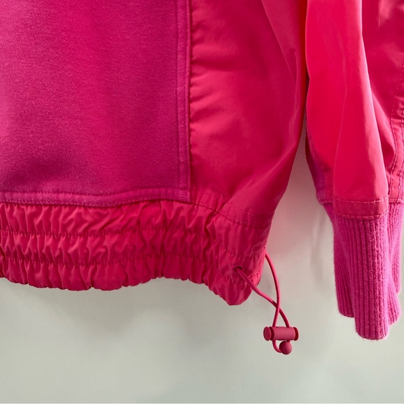 Athleta Triumph Hybrid Half Zip Sweatshirt Hot Pink Gym Size Medium - Picture 5 of 10